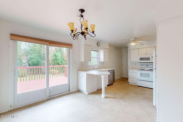 1130 Elton Avenue, Schenectady, NY 12309