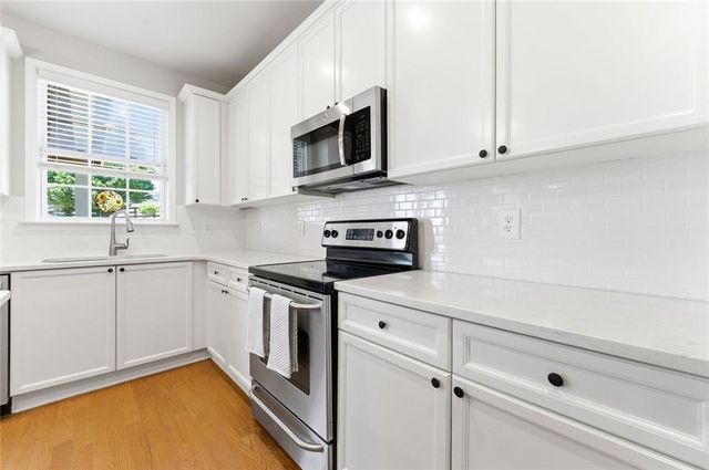 584 Van Briggle Court, Sugar Hill, GA 30518