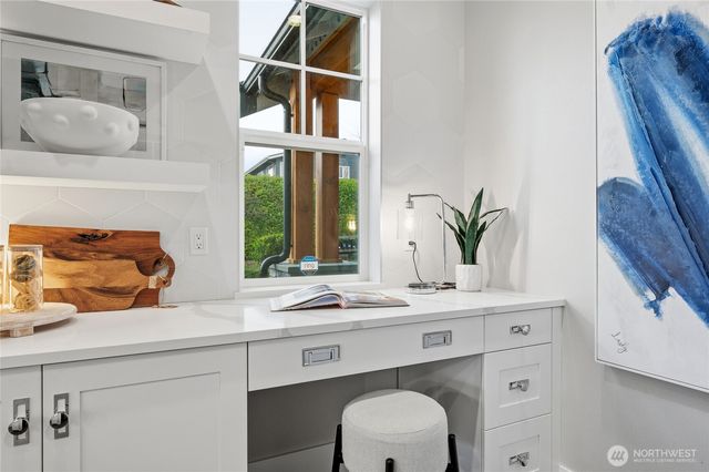 807 8th Avenue S, Kirkland, WA 98033