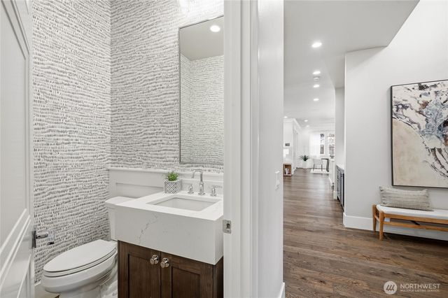 807 8th Avenue S, Kirkland, WA 98033