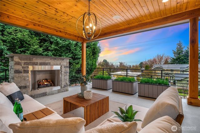 807 8th Avenue S, Kirkland, WA 98033