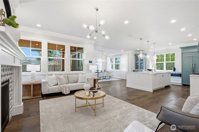 807 8th Avenue S, Kirkland, WA 98033