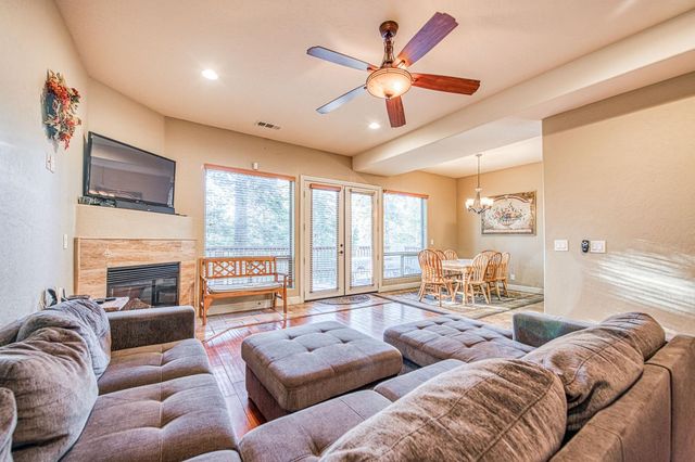 40722 Village Pass Ln, Shaver Lake, CA 93664