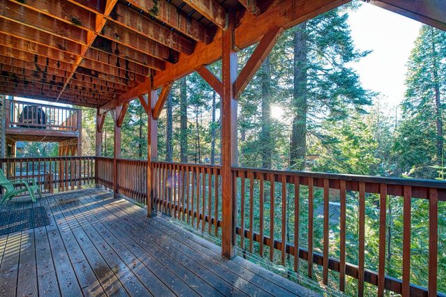 40722 Village Pass Ln, Shaver Lake, CA 93664