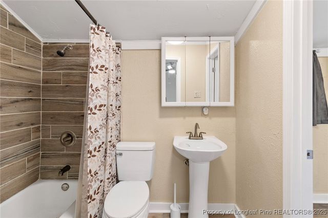 511 Eva Circle, Spring Lake, NC 28390