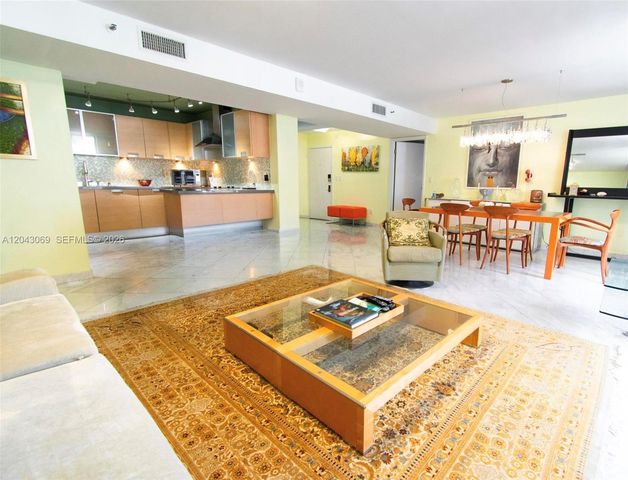 1623 Collins Ave PH1010, Miami Beach, FL 33139