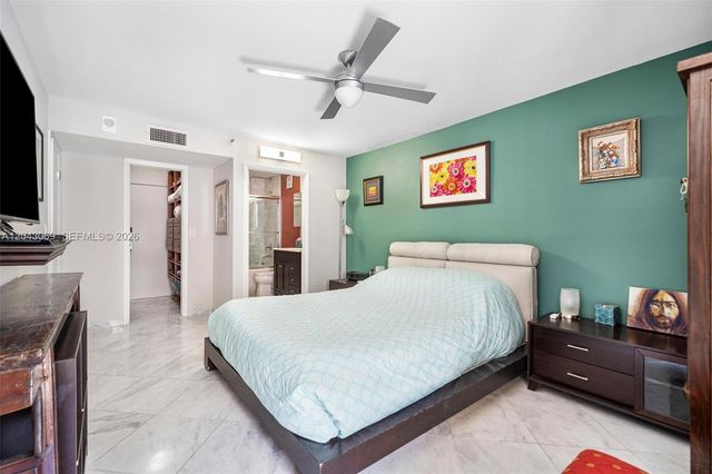 1623 Collins Ave PH1010, Miami Beach, FL 33139