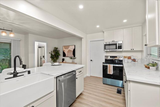 434 Finley St, Auburn, CA 95603