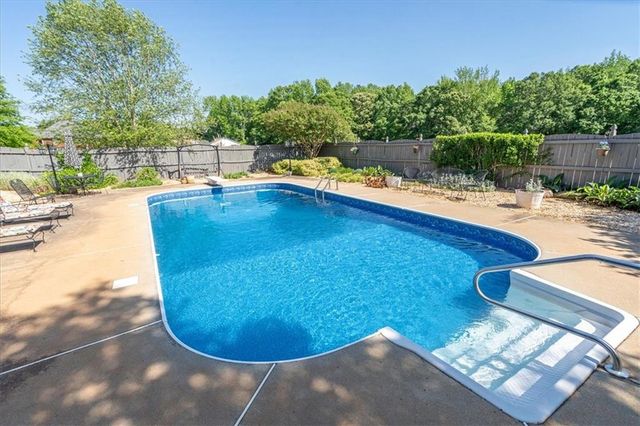 495 Hanley Road, Hull, GA 30646