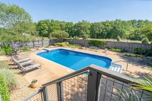 495 Hanley Road, Hull, GA 30646