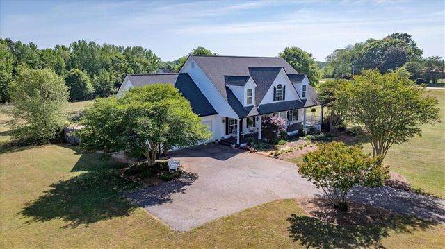 495 Hanley Road, Hull, GA 30646