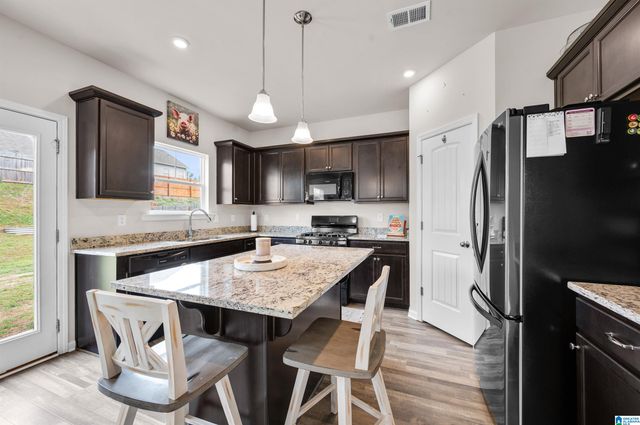 923 RIDGEWAY AVENUE, Columbiana, AL 35051