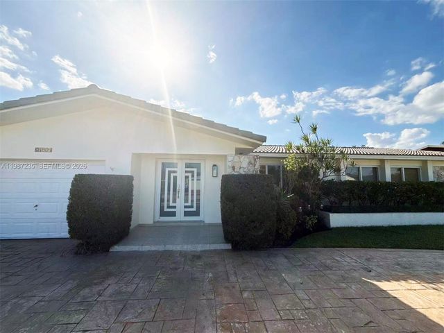 1804 SW 104th Ct, Miami, FL 33165