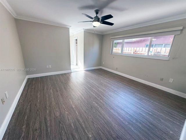 1804 SW 104th Ct, Miami, FL 33165