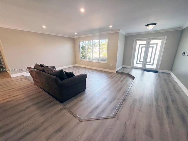 1804 SW 104th Ct, Miami, FL 33165