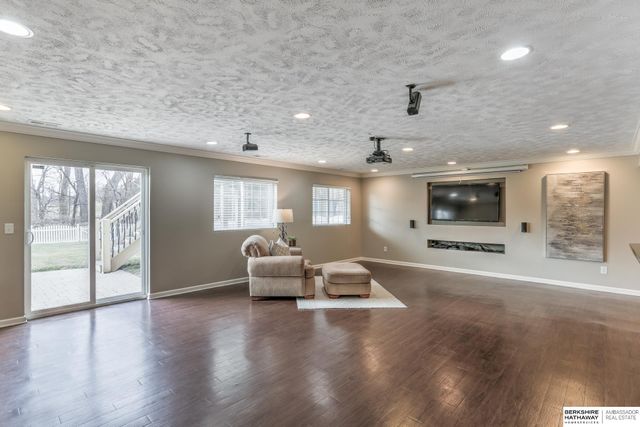 19625 Audrey Street, Gretna, NE 68028