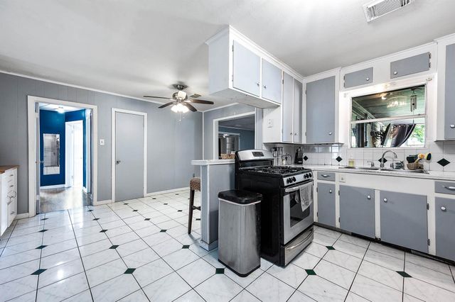 9914 Sumerlin Street, Houston, TX 77075