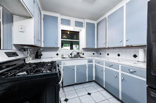 9914 Sumerlin Street, Houston, TX 77075