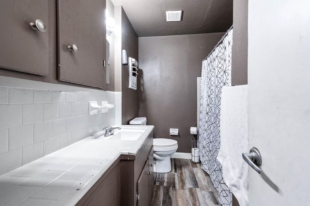 9914 Sumerlin Street, Houston, TX 77075