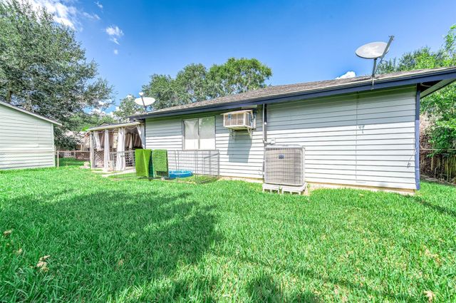 9914 Sumerlin Street, Houston, TX 77075