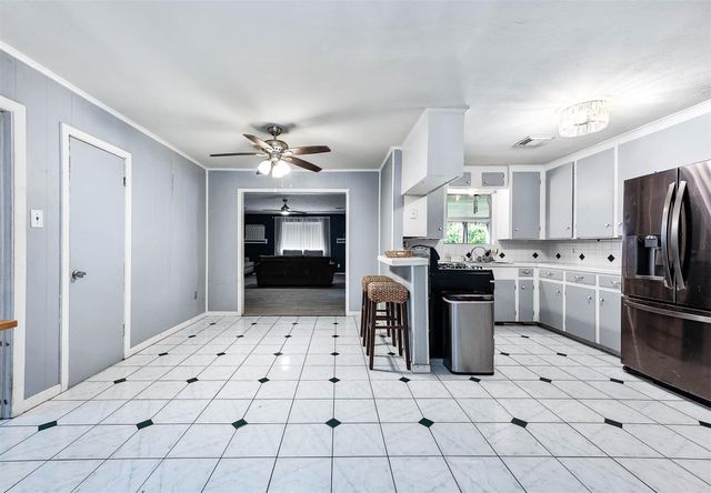 9914 Sumerlin Street, Houston, TX 77075
