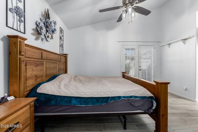 240 W ENSUENO Street, Gilbert, AZ 85233