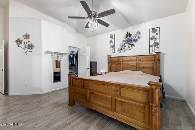 240 W ENSUENO Street, Gilbert, AZ 85233