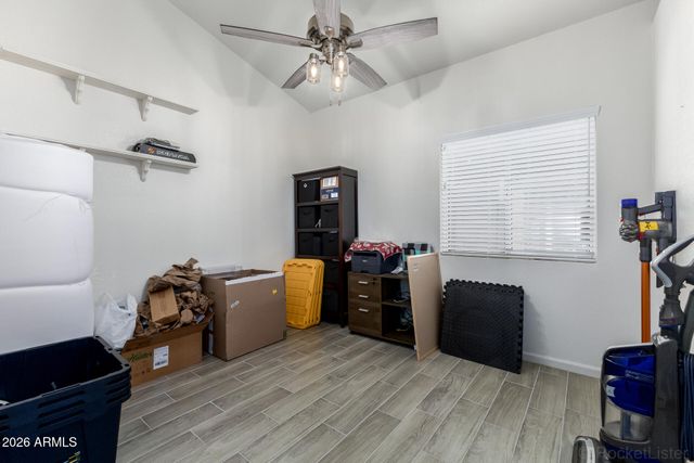 240 W ENSUENO Street, Gilbert, AZ 85233