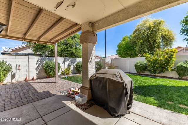 240 W ENSUENO Street, Gilbert, AZ 85233