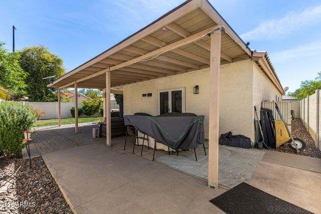 240 W ENSUENO Street, Gilbert, AZ 85233