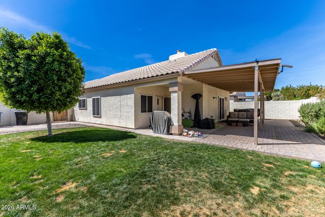 240 W ENSUENO Street, Gilbert, AZ 85233