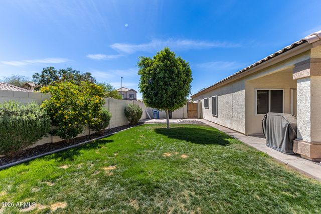 240 W ENSUENO Street, Gilbert, AZ 85233