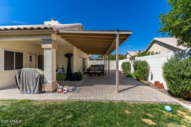 240 W ENSUENO Street, Gilbert, AZ 85233