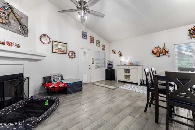 240 W ENSUENO Street, Gilbert, AZ 85233