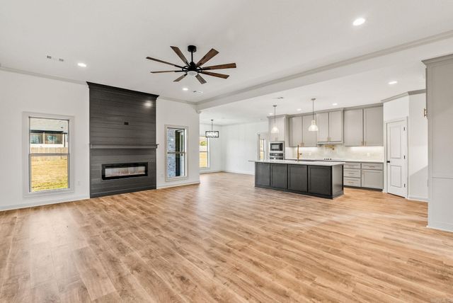 7 Neva Ridge, Greenbrier, AR 72058