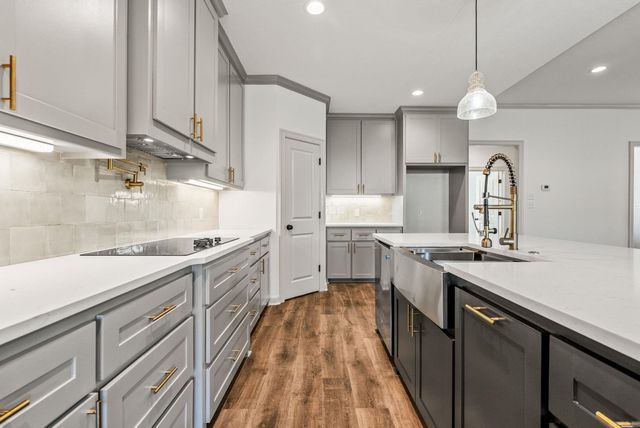 7 Neva Ridge, Greenbrier, AR 72058