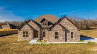 7 Neva Ridge, Greenbrier, AR 72058