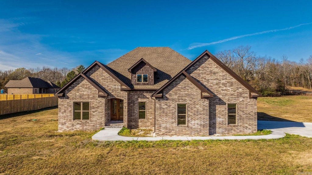 7 Neva Ridge, Greenbrier, AR 72058