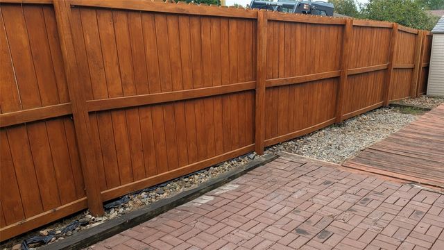 2250 70th Street, Windsor Heights, IA 50324