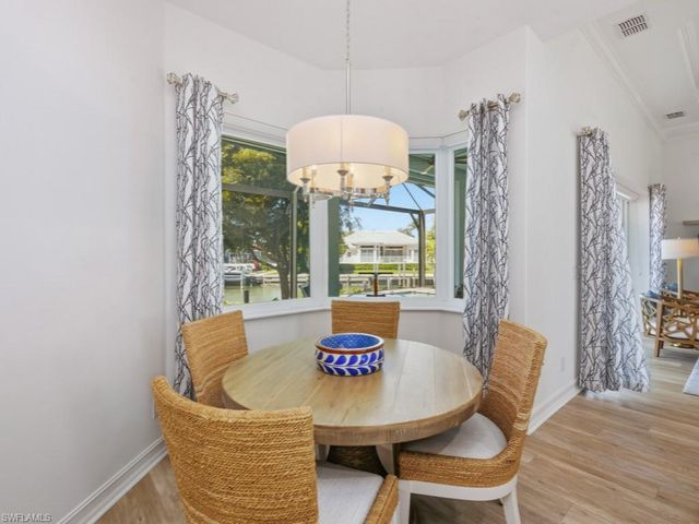 366 Grapewood CT, Marco Island, FL 34145