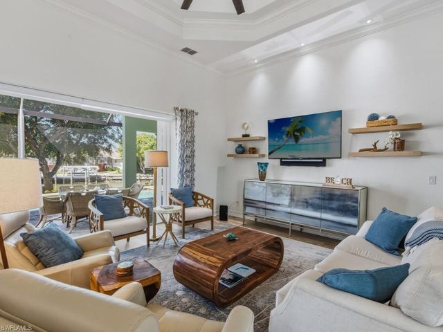 366 Grapewood CT, Marco Island, FL 34145