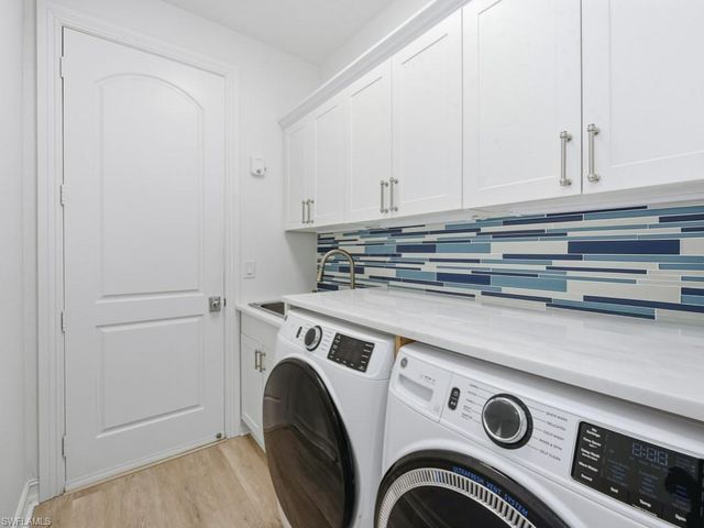 366 Grapewood CT, Marco Island, FL 34145