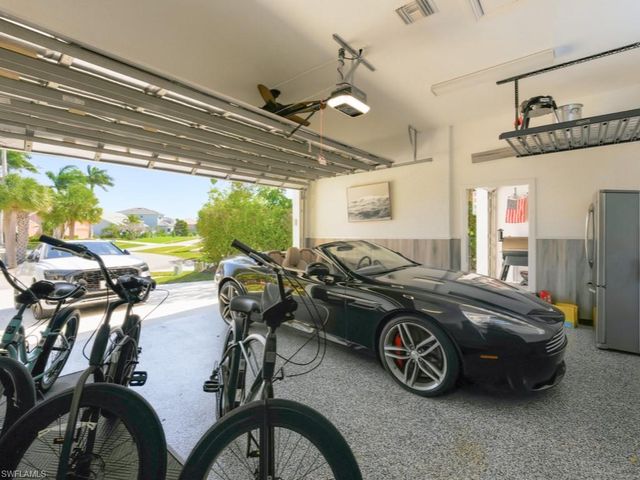 366 Grapewood CT, Marco Island, FL 34145