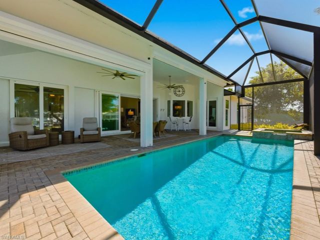 366 Grapewood CT, Marco Island, FL 34145