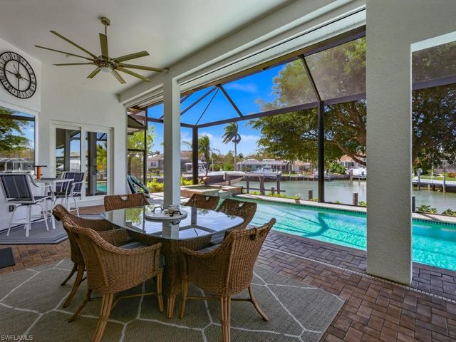 366 Grapewood CT, Marco Island, FL 34145