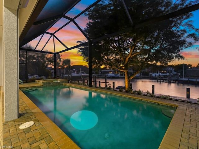 366 Grapewood CT, Marco Island, FL 34145