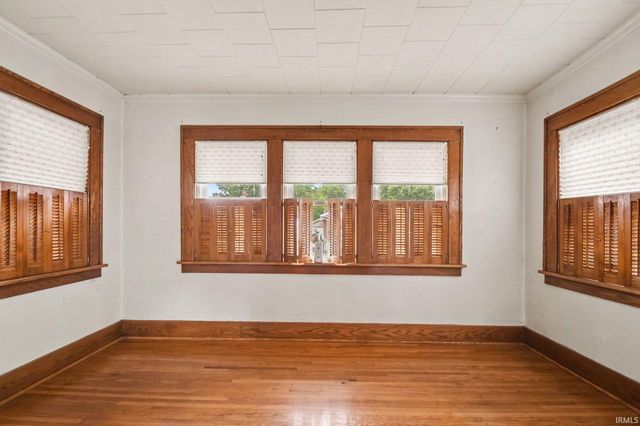 141 Gage Avenue, Elkhart, IN 46516