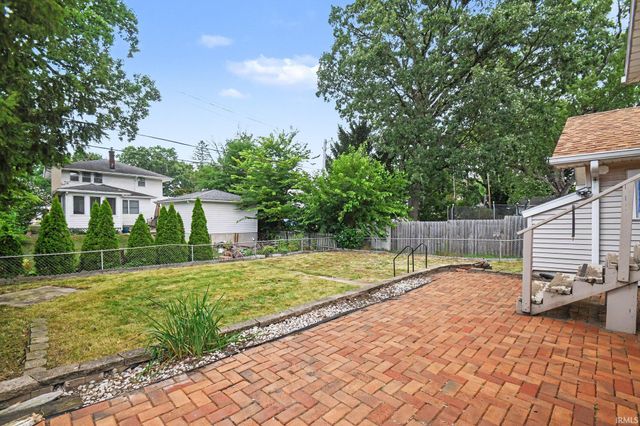 141 Gage Avenue, Elkhart, IN 46516
