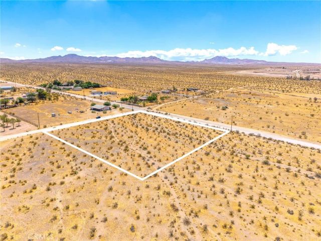 123 Cardigan Rd, Oro Grande, CA 92368