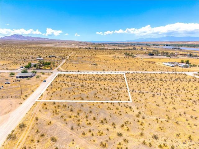 123 Cardigan Rd, Oro Grande, CA 92368